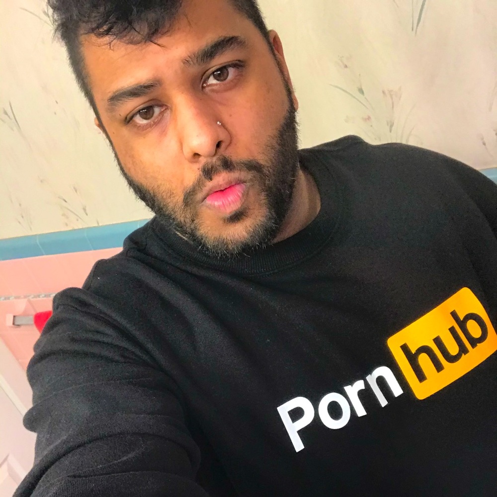 Custom Pornhub T shirts & hoodies!